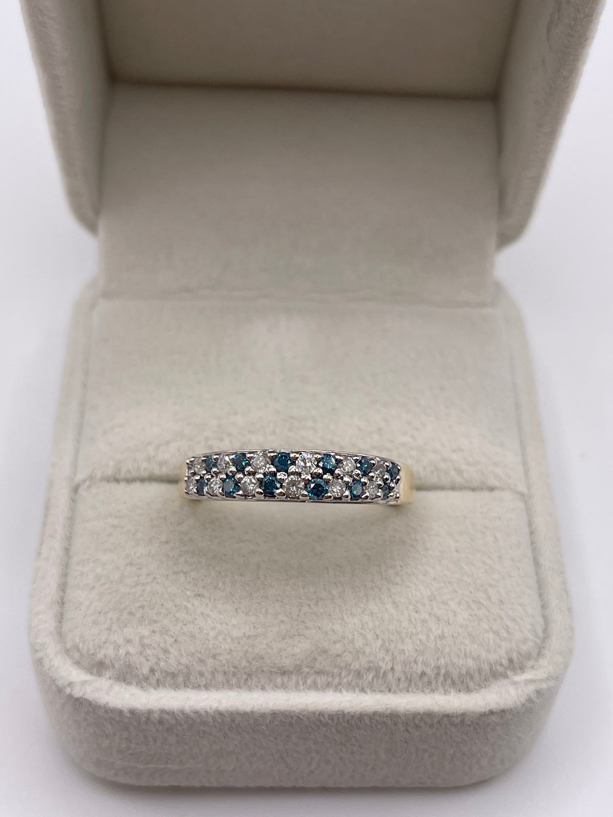 9ct gold diamond cluster ring