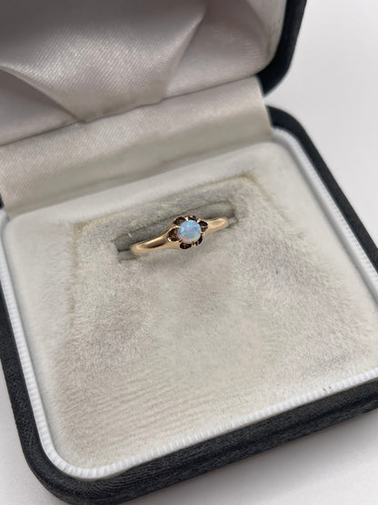 9ct gold opal gypsy ring