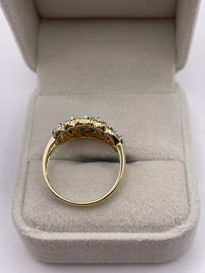 9ct gold emerald and diamond ring