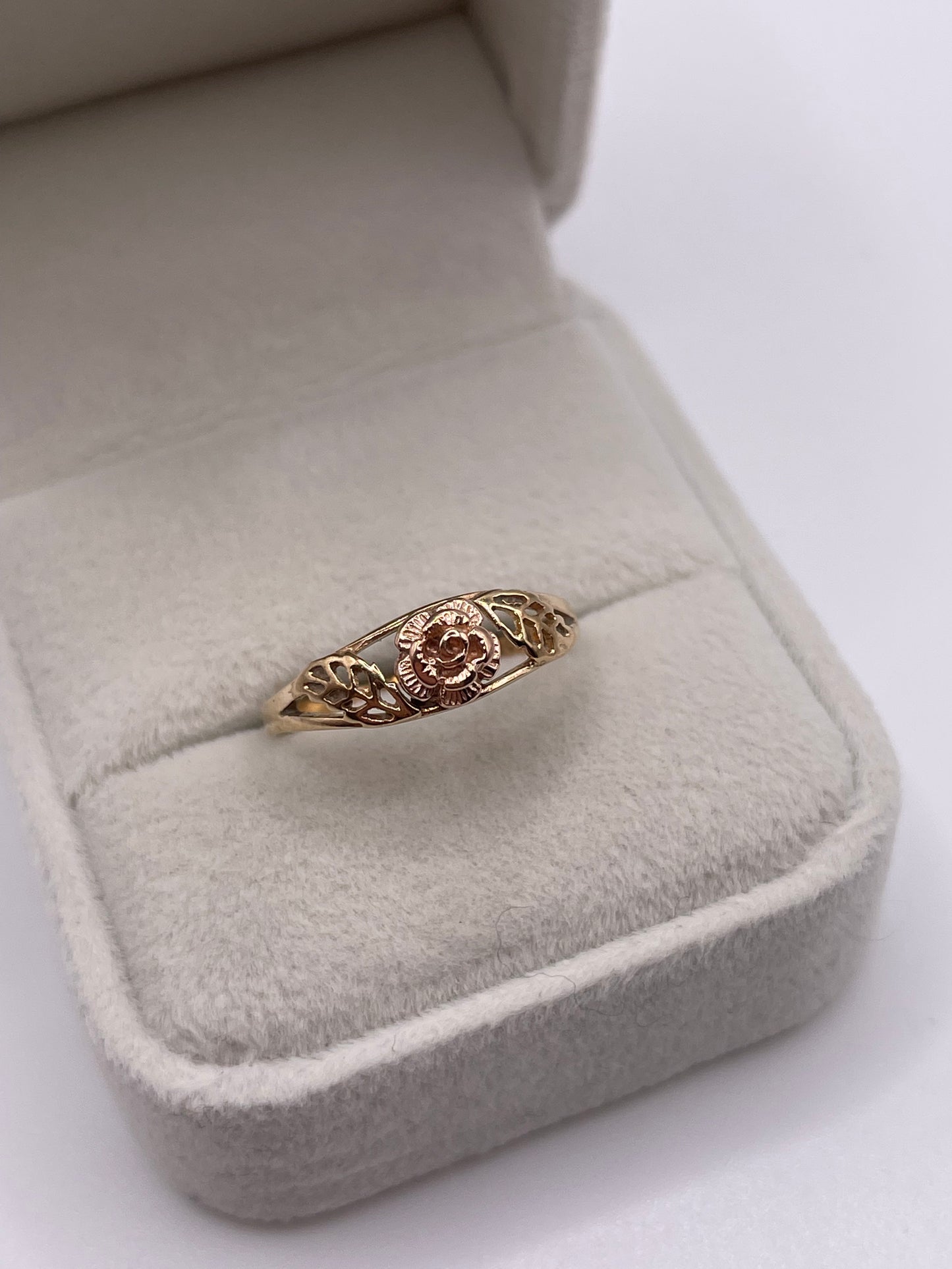 9ct two tone gold rose ring