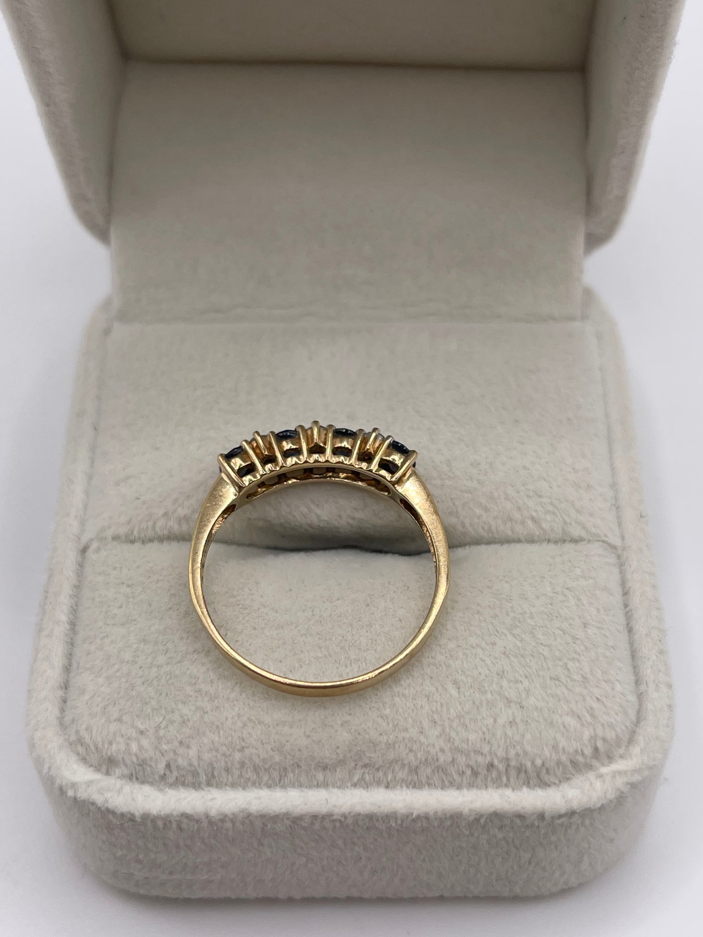 9ct gold sapphire and diamond ring