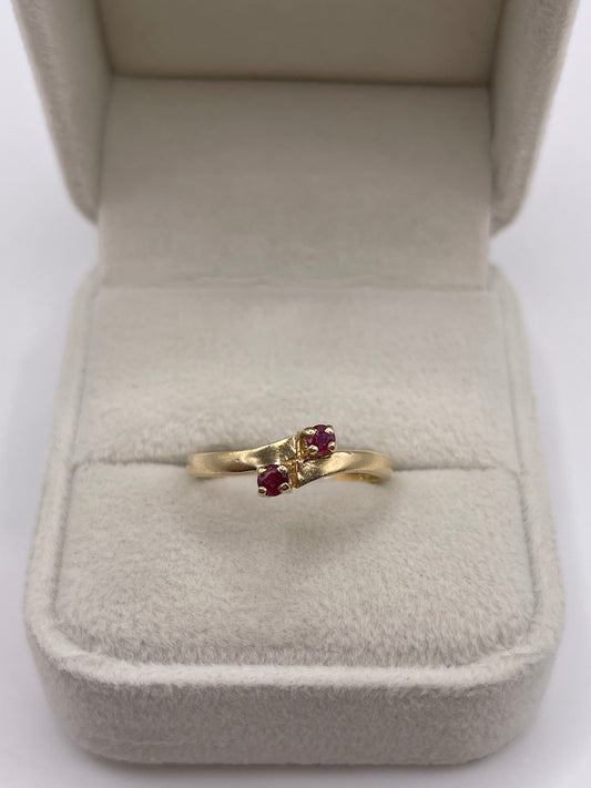 9ct gold ruby ring