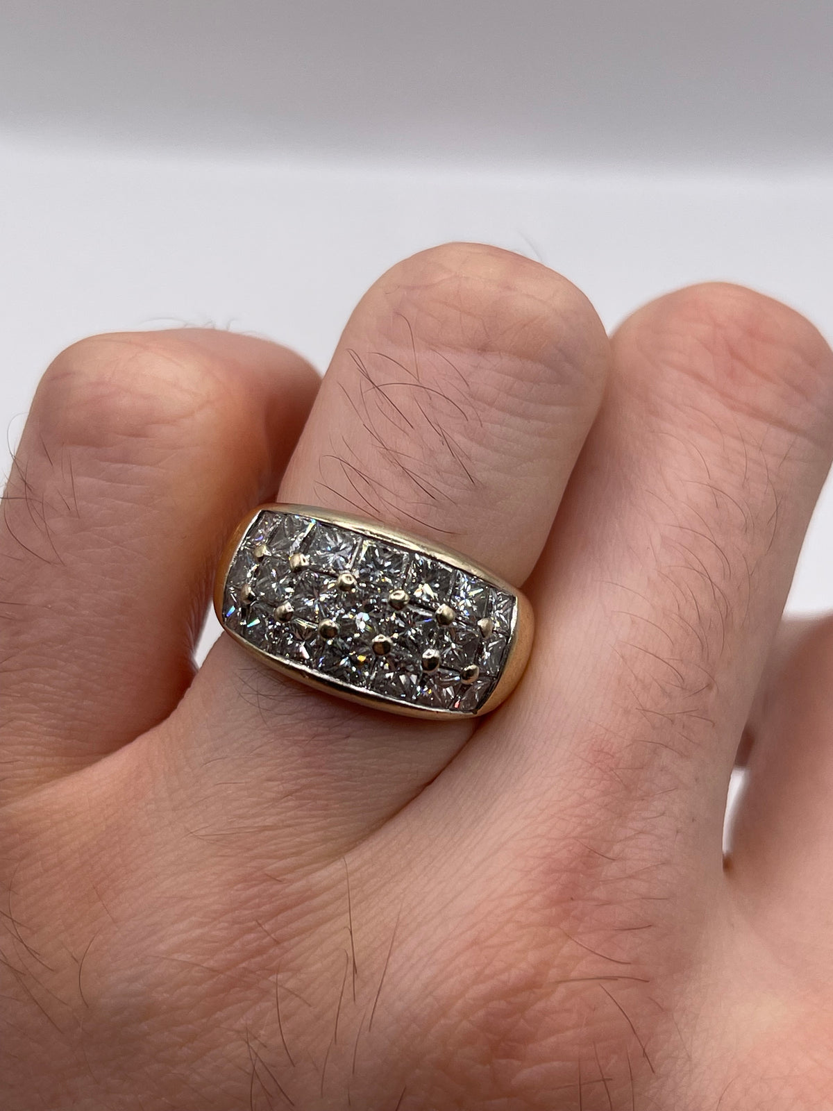 18ct gold 3.5ct diamond cluster ring