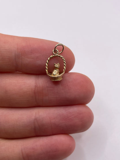 9ct gold cat in basket charm