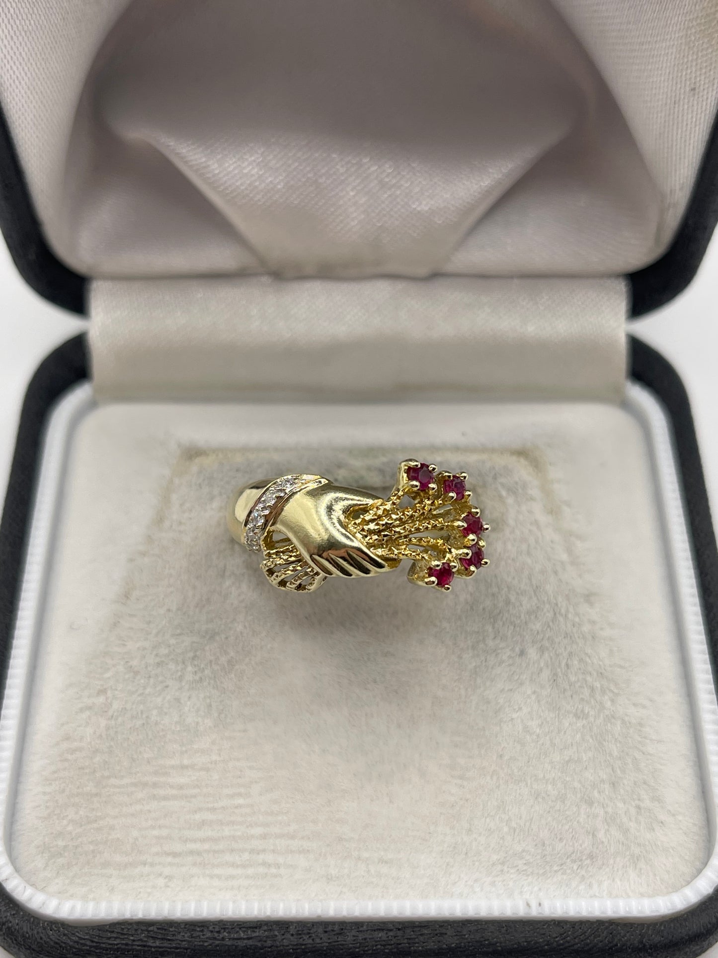14ct gold ruby and diamond hand ring