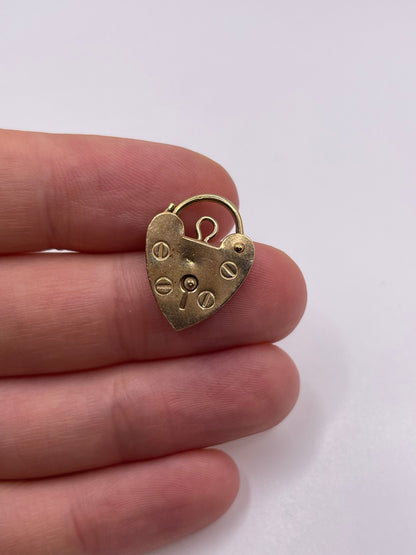 9ct gold padlock 7