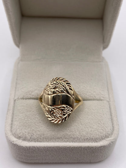 9ct gold ring