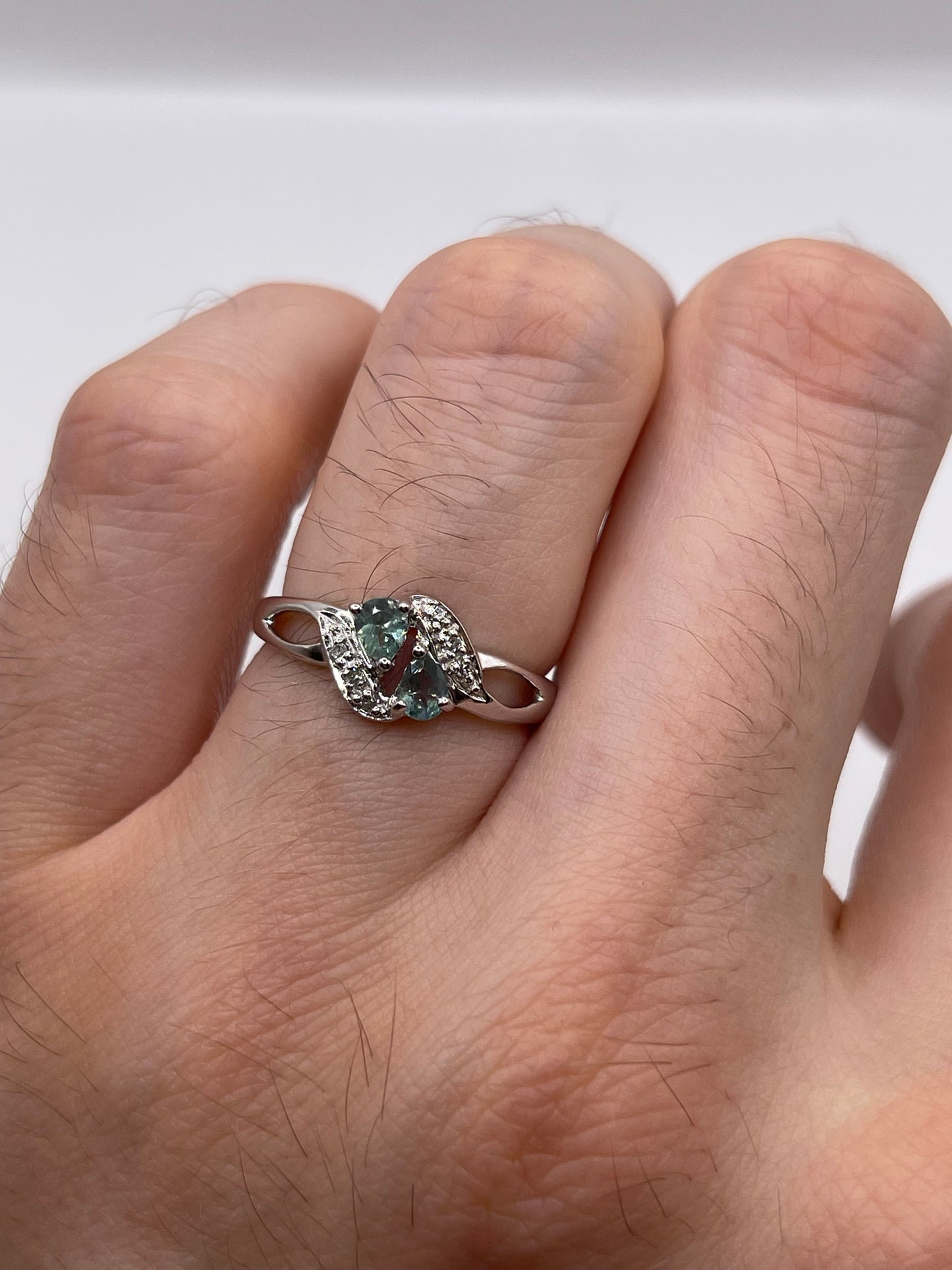 9ct white gold alexandrite and diamond ring