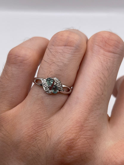 9ct white gold alexandrite and diamond ring