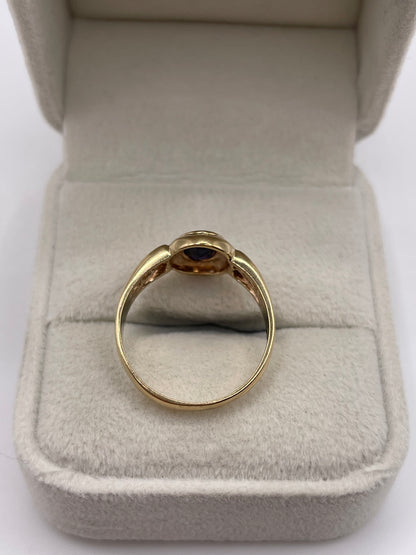 9ct gold sapphire ring