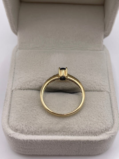 9ct gold sapphire and diamond ring