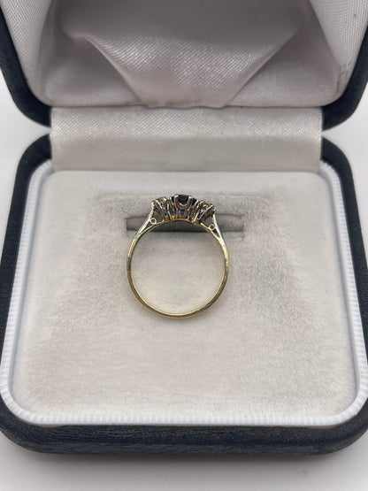 18ct gold sapphire and diamond ring