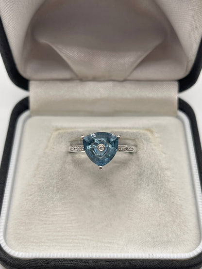 Glenn Lehrer 9ct white gold topaz and diamond ring