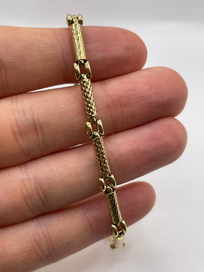 9ct gold bracelet