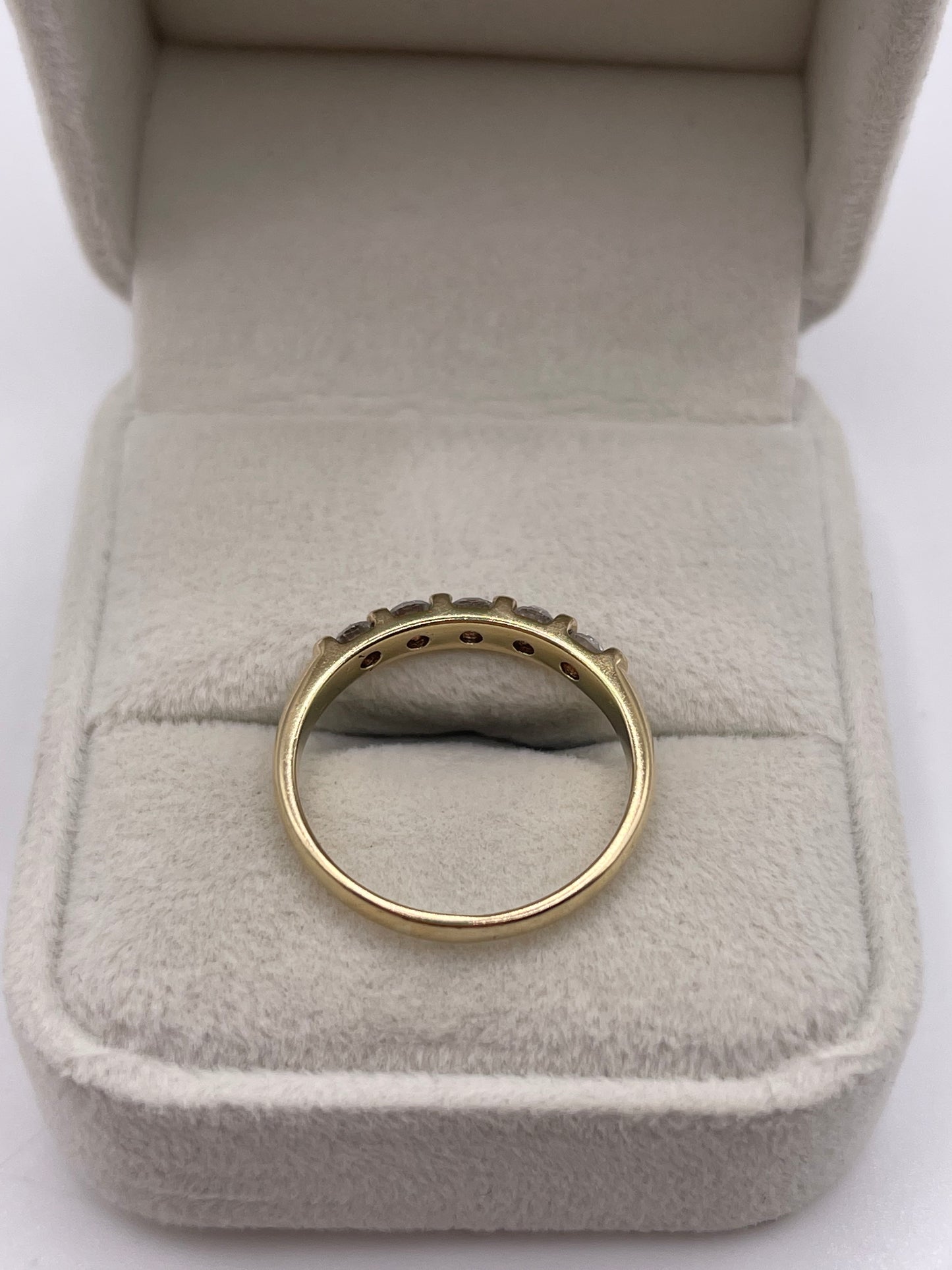 9ct gold 50 point diamond ring