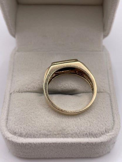 9ct gold onyx and diamond ring