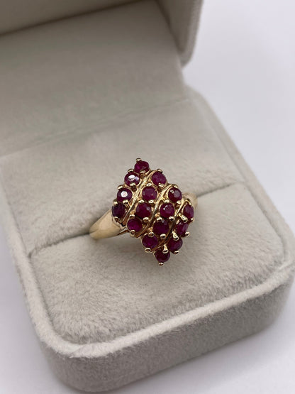 14ct gold ruby cluster ring