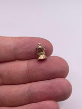 Load image into Gallery viewer, 9ct gold boat lamp/lantern charm
