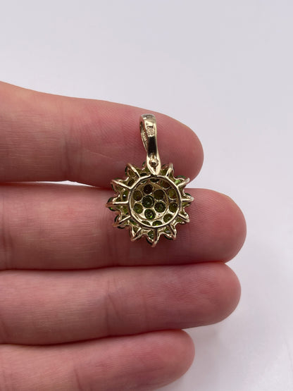 9ct gold diopside cluster pendant