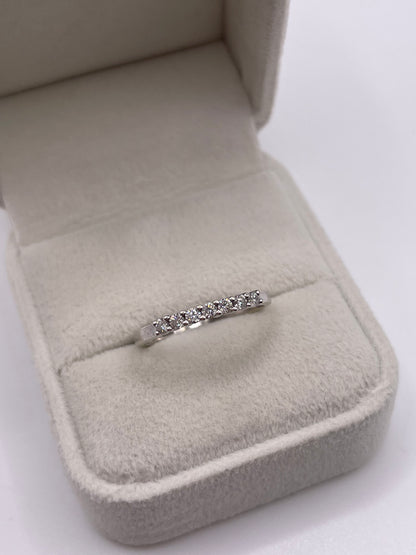 9ct white gold diamond ring