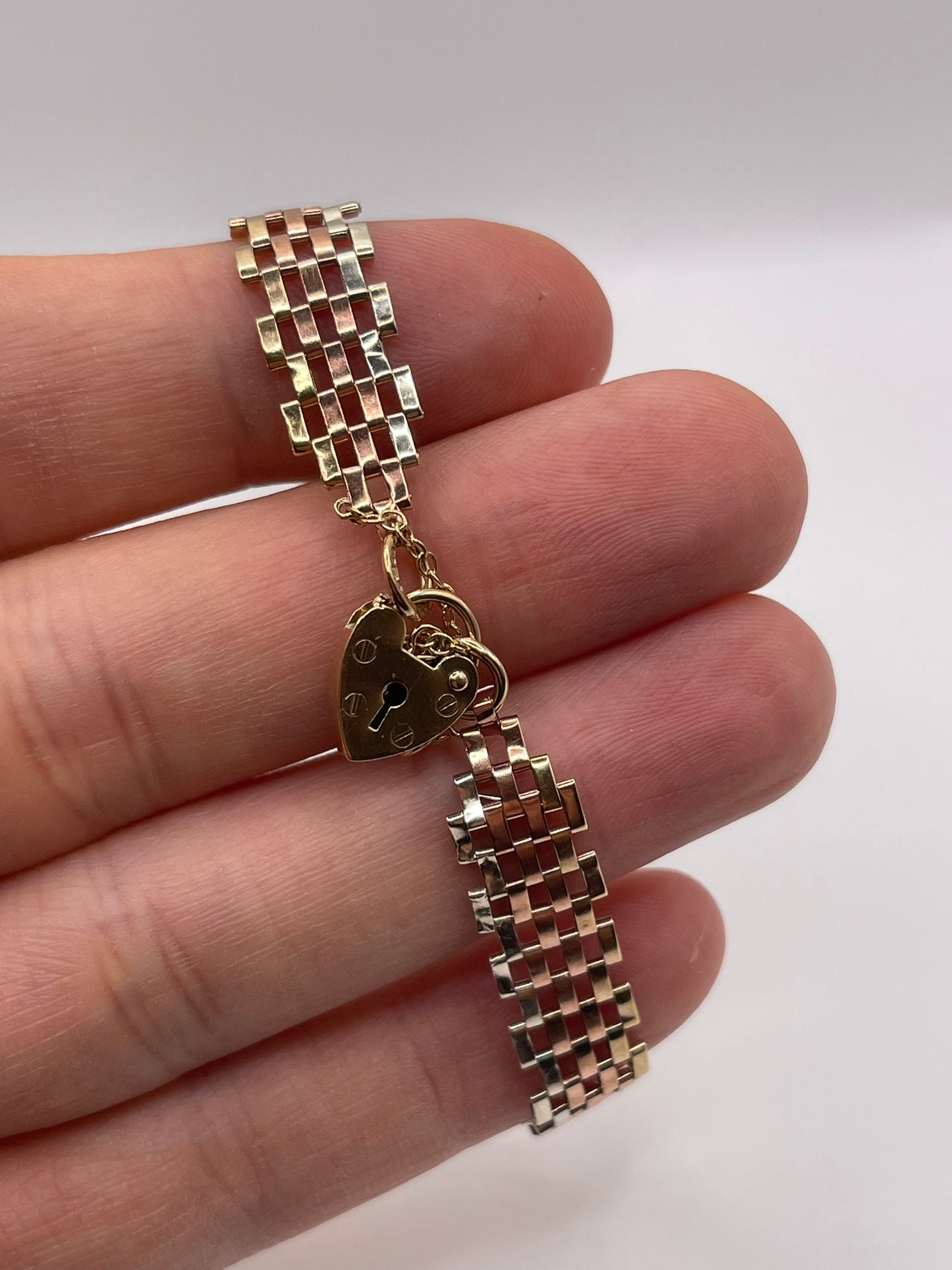 9ct tri gold padlock bracelet