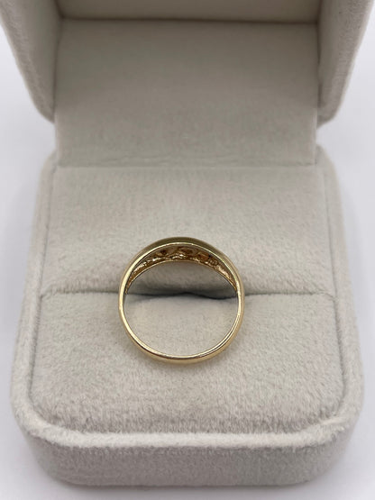 9ct gold sapphire gypsy ring