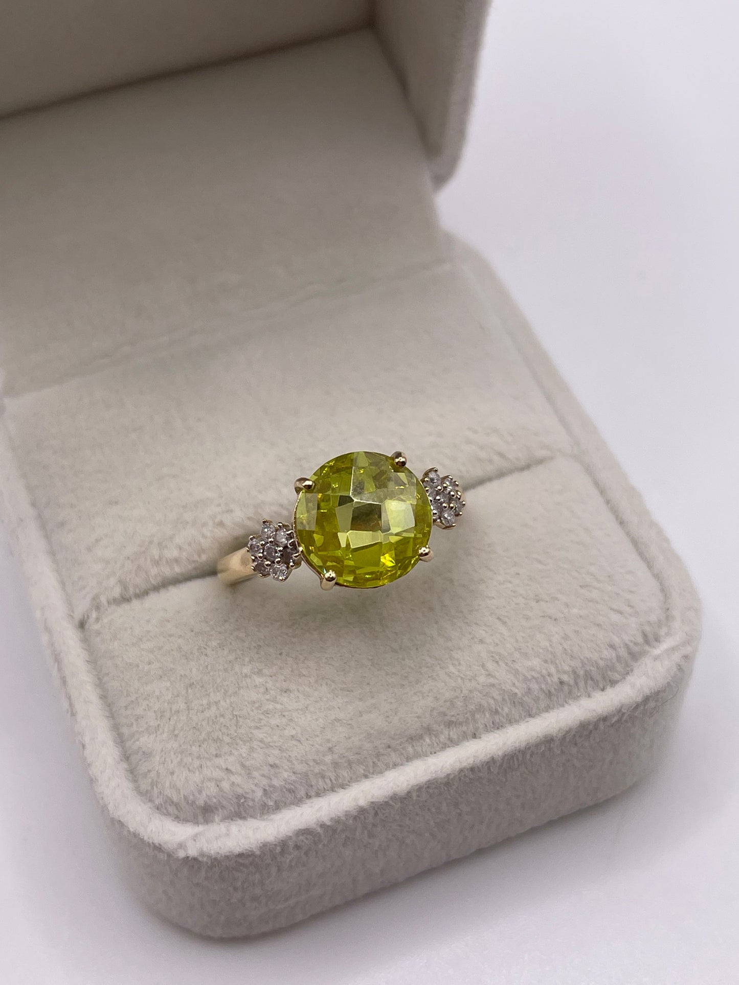 Glenn Lehrer 14ct gold sphene and diamond ring