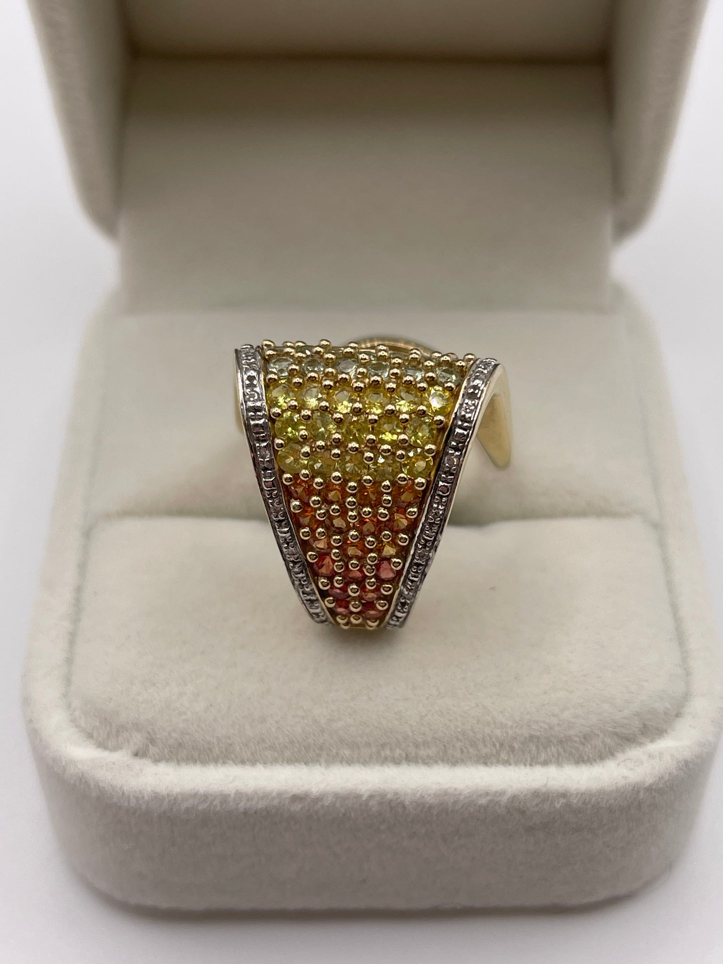 9ct gold sapphire and diamond ring