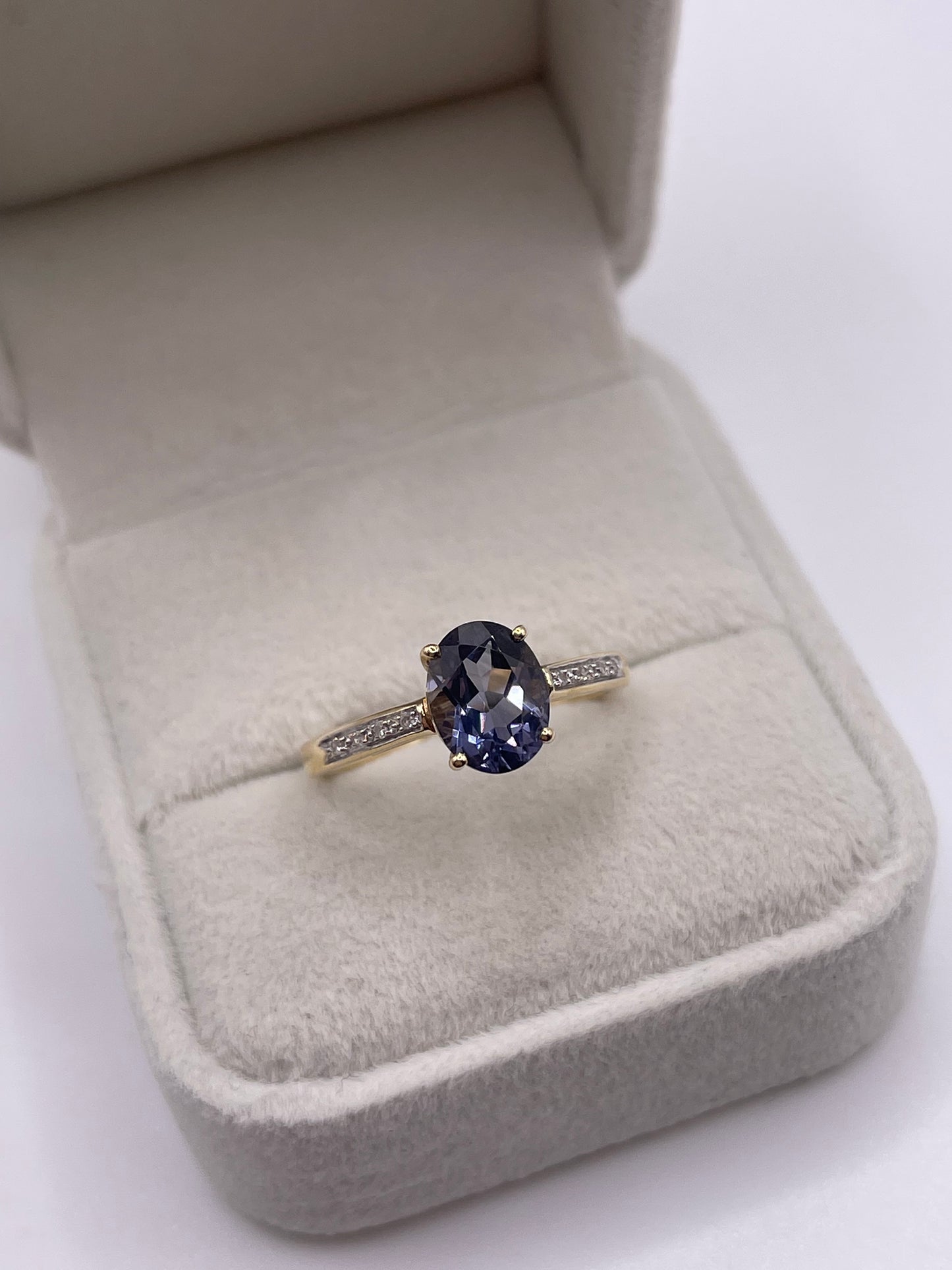 9ct gold iolite and diamond ring