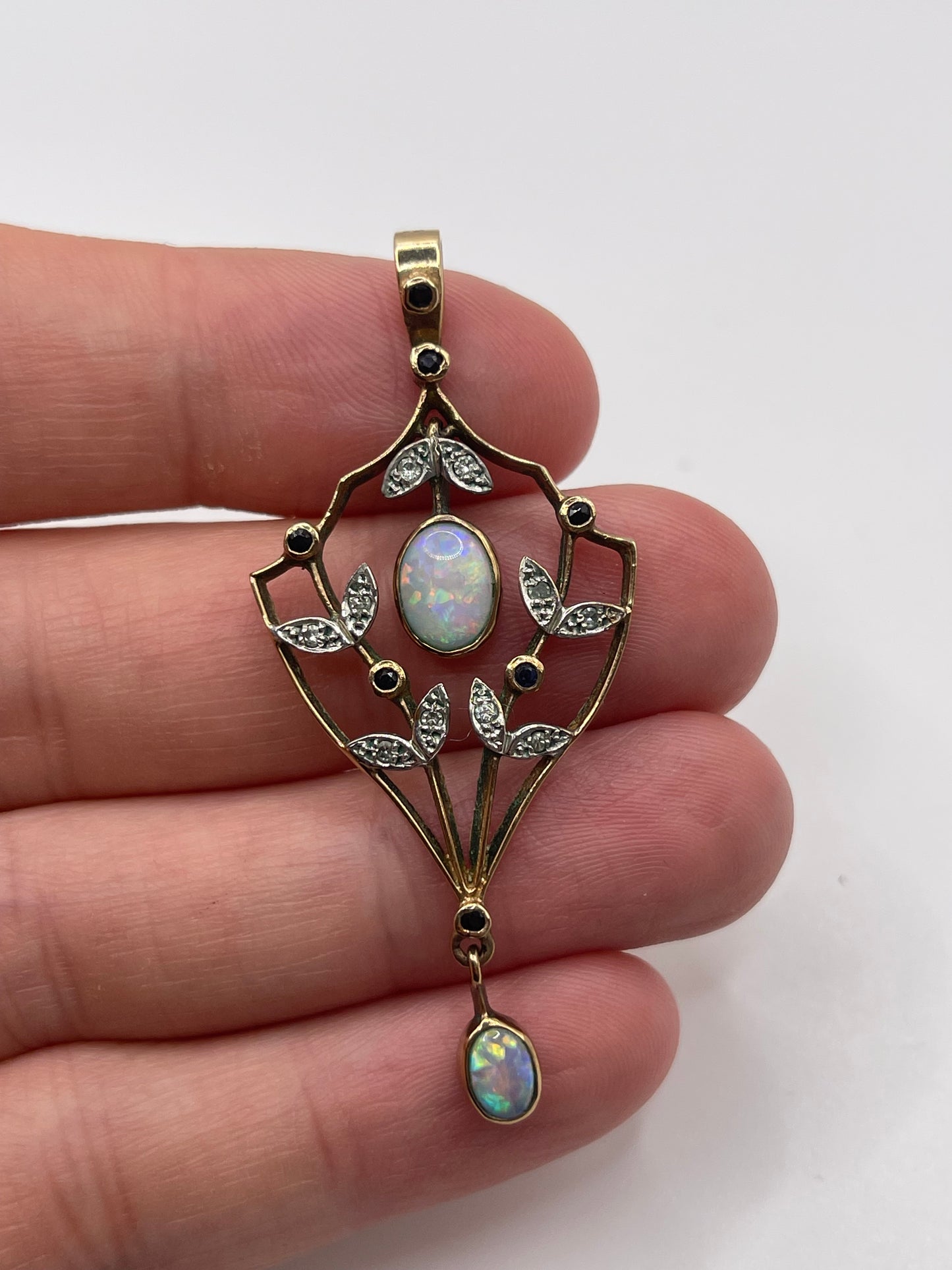 9ct gold sapphire, opal and diamond pendant
