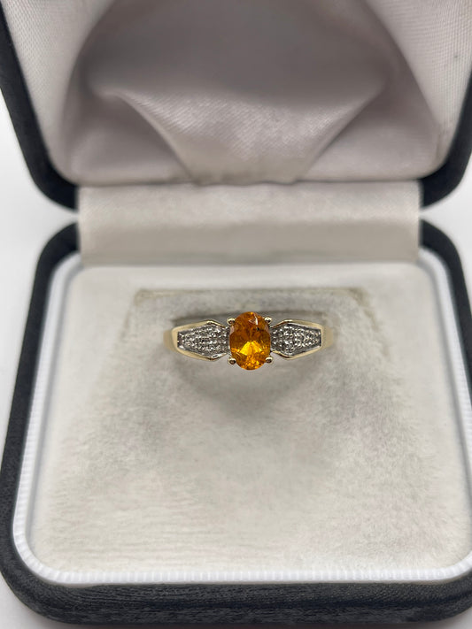 9ct gold mandarin garnet and diamond ring