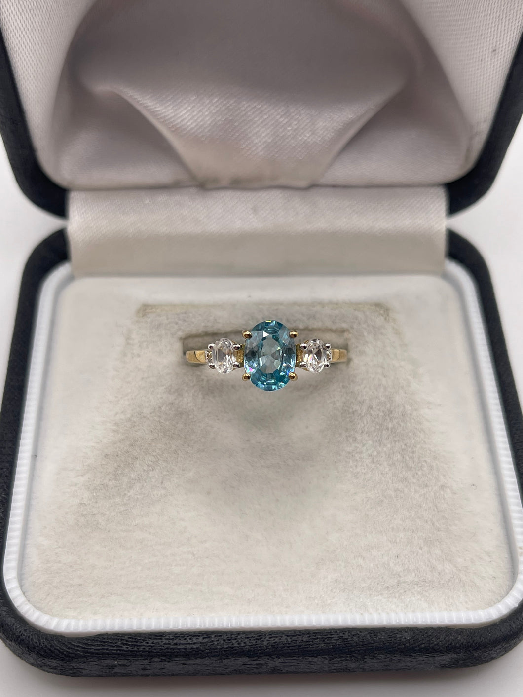 9ct gold blue and white zircon ring