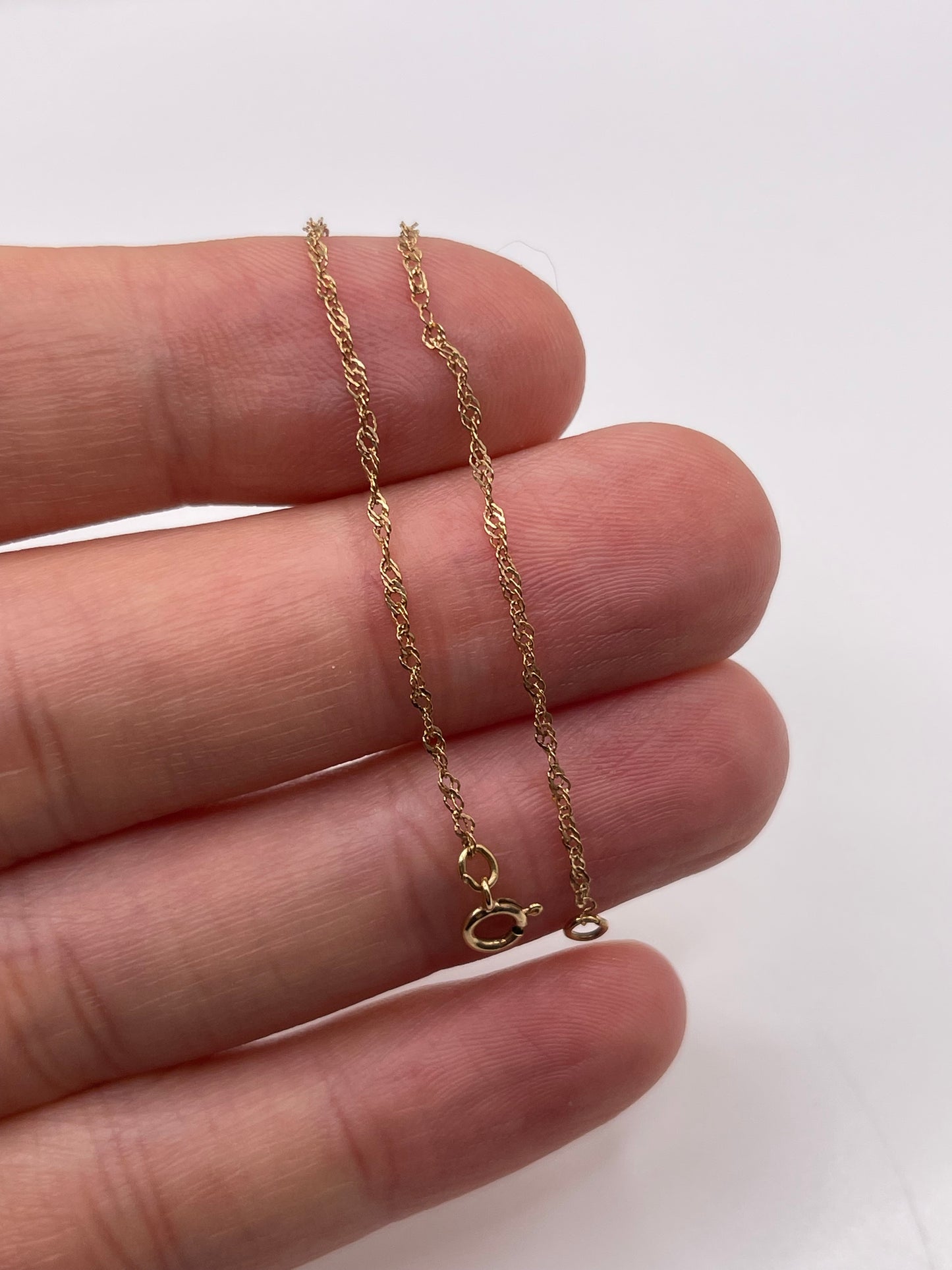 9ct gold bracelet