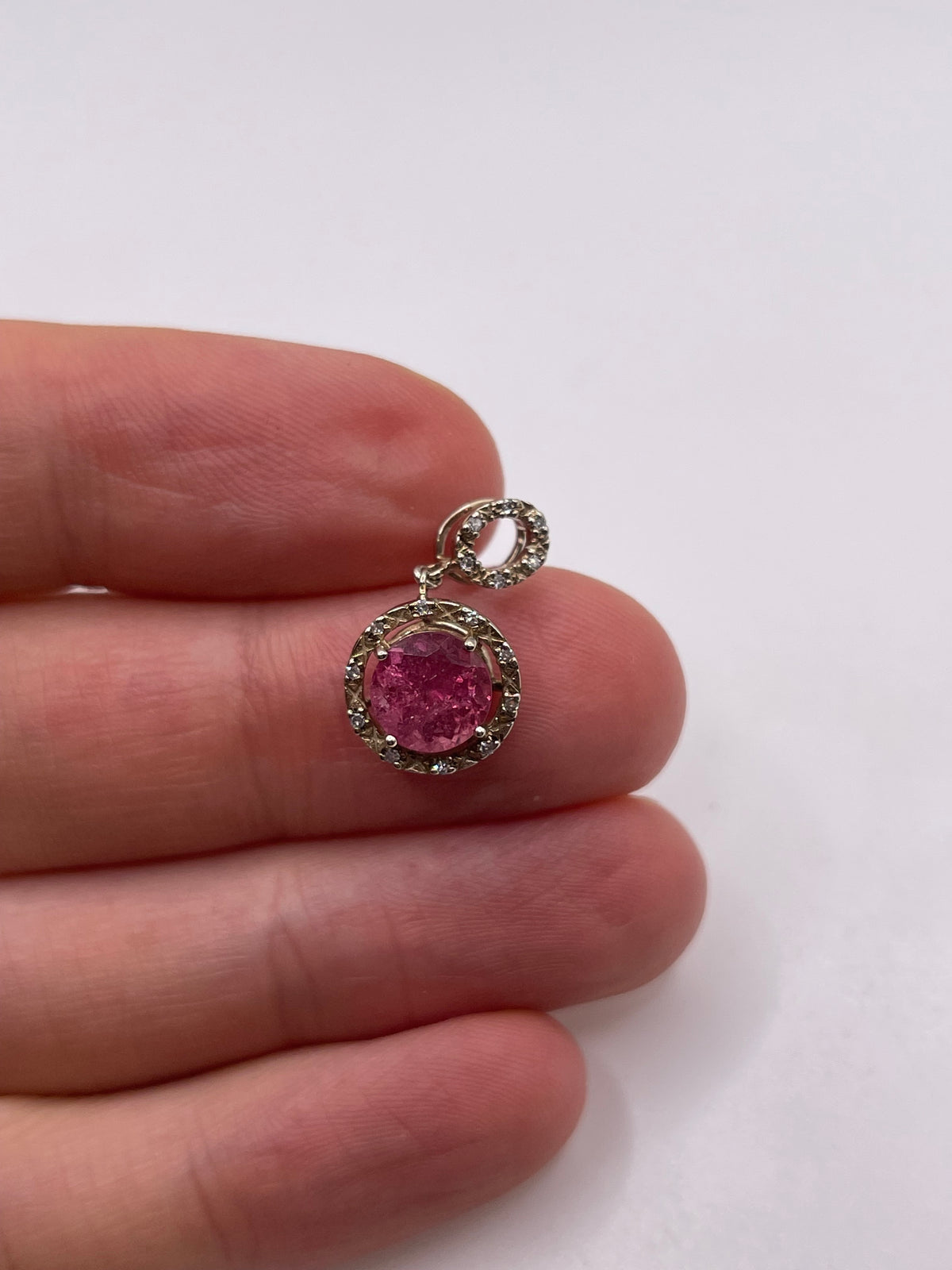 9ct white gold ruby and diamond ring