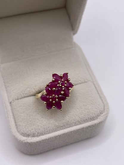 9ct gold ruby cluster ring