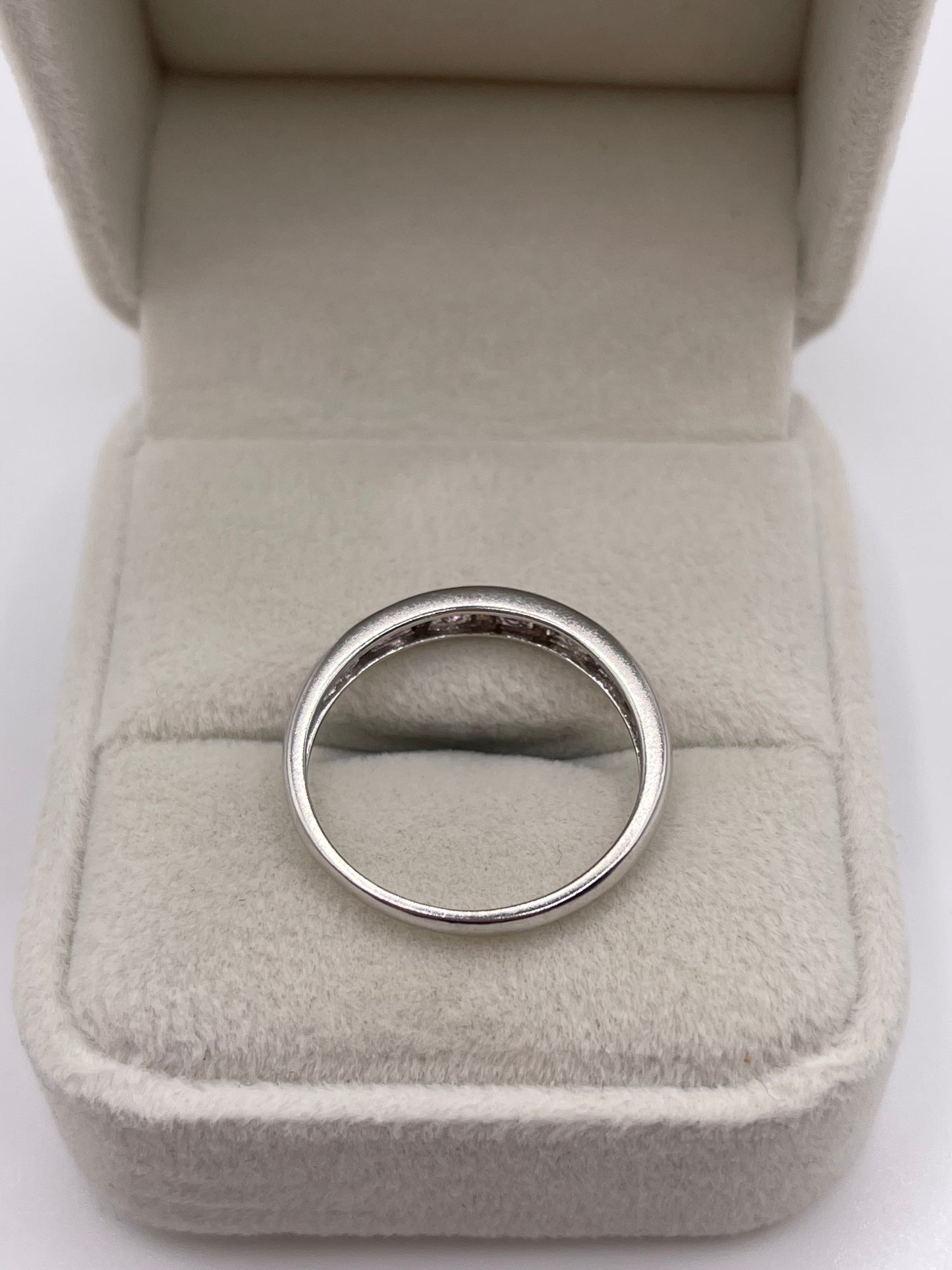 9ct white gold pink topaz ring