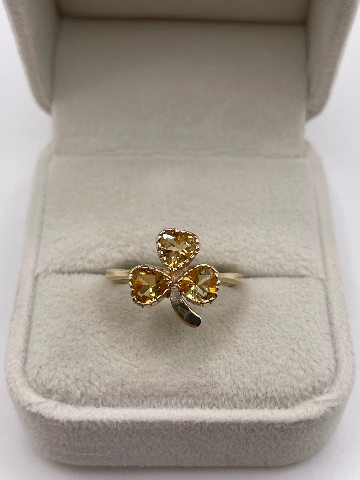 9ct gold citrine clover ring