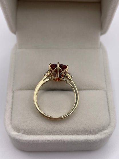 9ct gold quartz and diamond ring