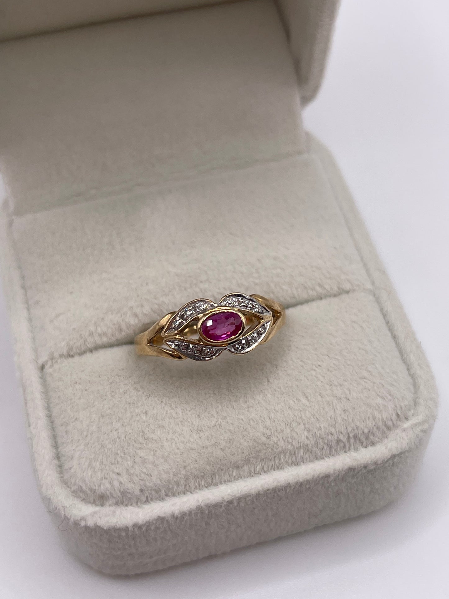 9ct gold ruby and diamond ring