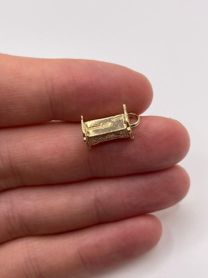 9ct gold cot charm