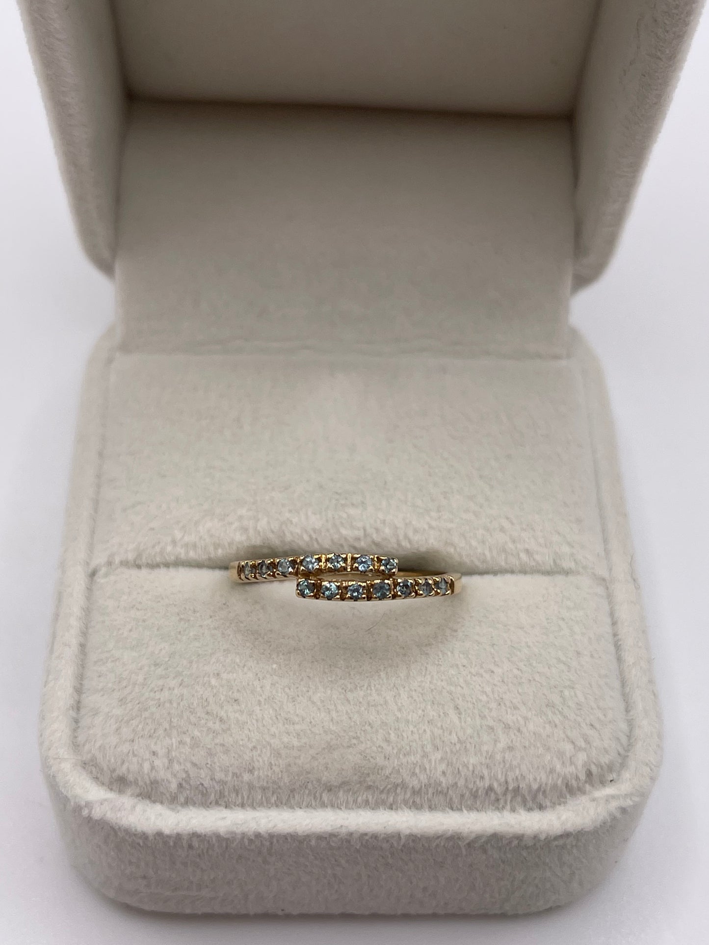 9ct gold alexandrite ring