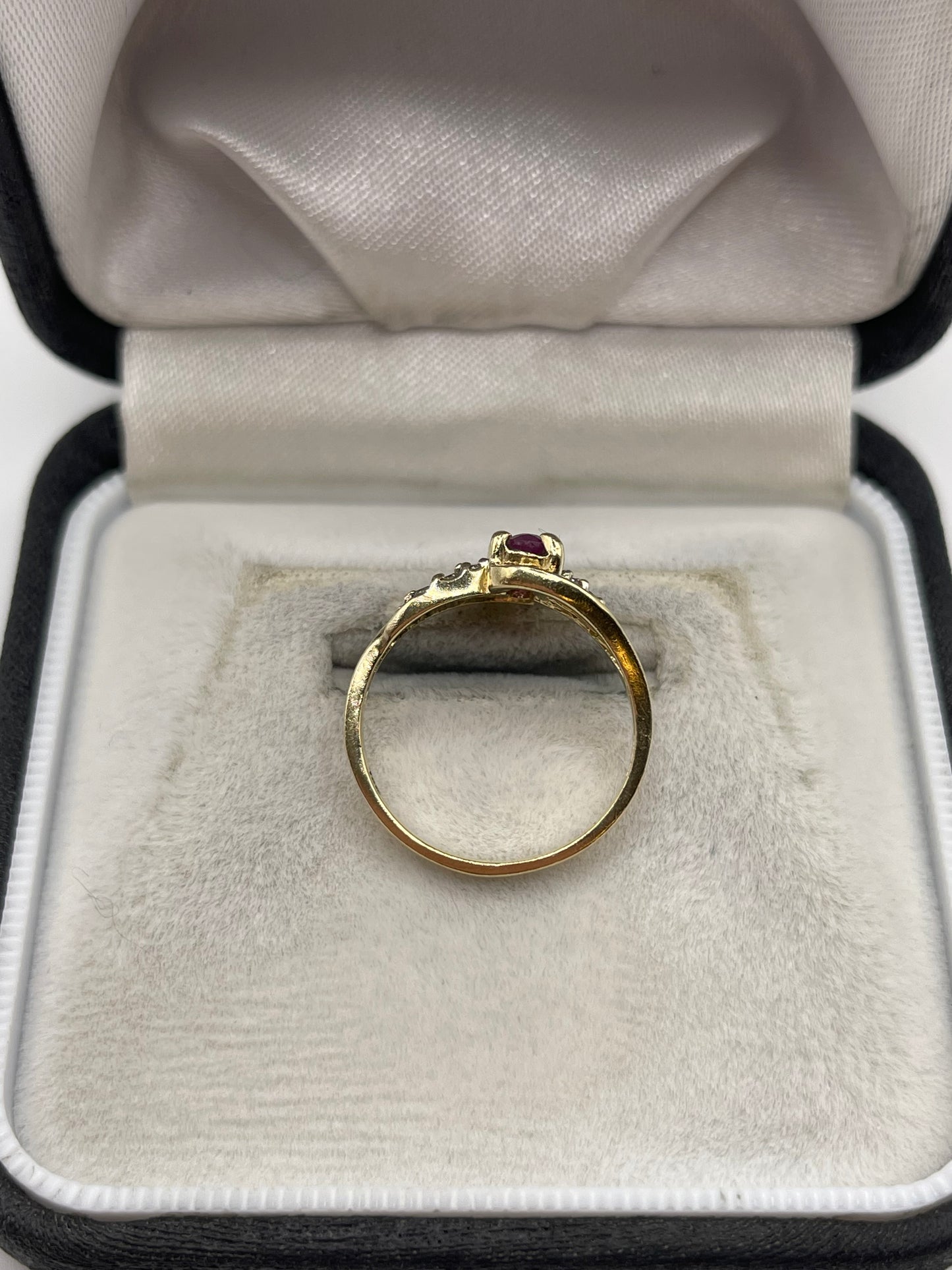 9ct gold ruby and diamond ring