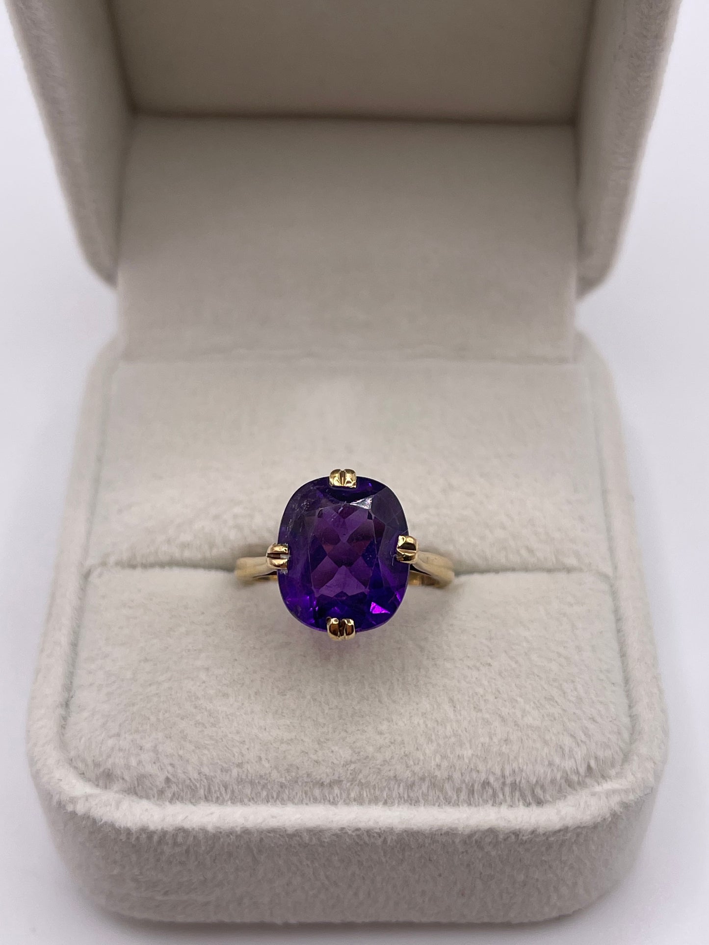 9ct gold amethyst ring