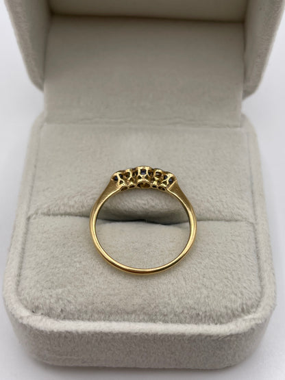 18ct gold sapphire and diamond ring