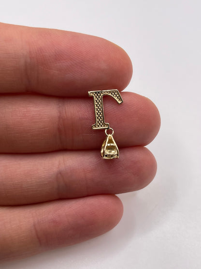 9ct gold initial L pendant