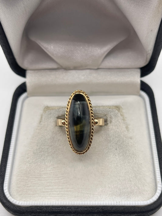 9ct gold tigers eye ring