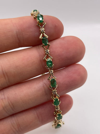 9ct gold emerald and diamond bracelet