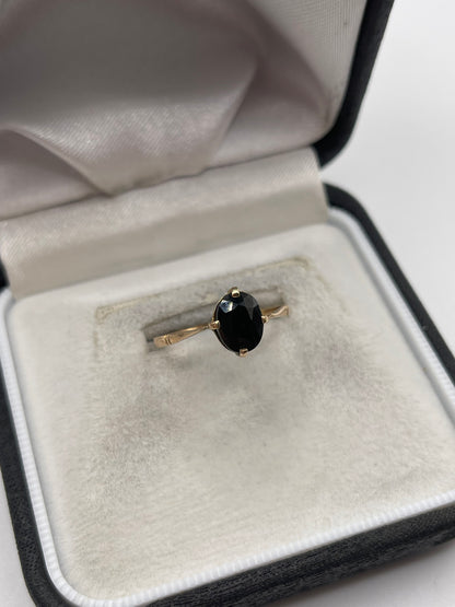 9ct gold sapphire ring