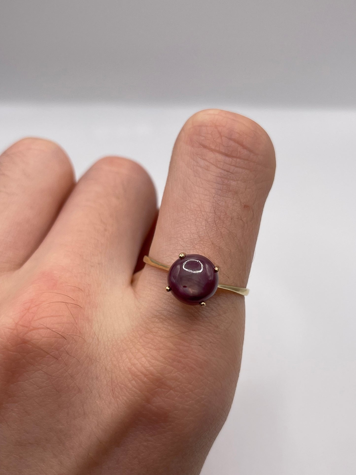9ct gold star ruby ring
