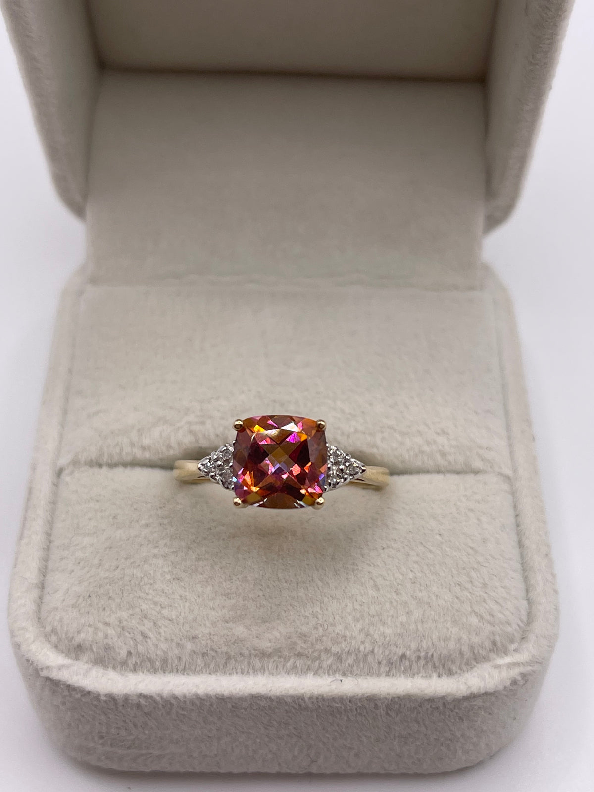 9ct gold topaz and diamond ring